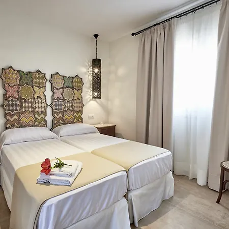 Отель Moorea Boutique - Only Adults